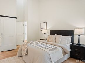1400 Bellevue Way SE 1, Bellevue WA 98004