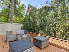 1400 Bellevue Way SE 1, Bellevue WA 98004