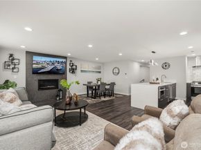 5643 16th Avenue SW, Seattle WA 98106
