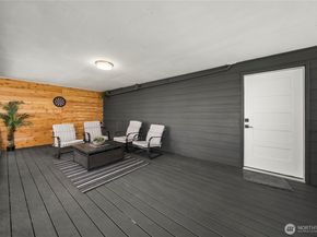 5643 16th Avenue SW, Seattle WA 98106