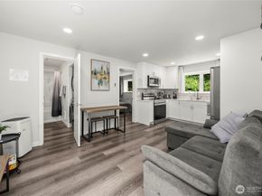 5643 16th Avenue SW, Seattle WA 98106