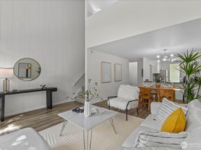 6453 139th Place NE 43, Redmond WA 98052