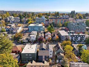 5255 Brooklyn Avenue NE, Seattle WA 98015
