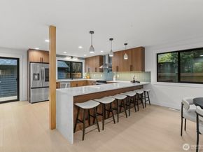 12562 17th Avenue NE, Seattle WA 98125