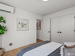 2218 A NW 62nd Street, Seattle WA 98107