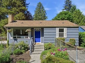 15839 15th Avenue NE, Shoreline WA 98155