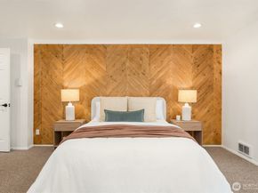 8980 Bay Street NE, Bainbridge Island WA 98110