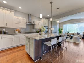 13424 Little Bear Creek Place, Woodinville WA 98072