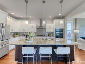 13424 Little Bear Creek Place, Woodinville WA 98072