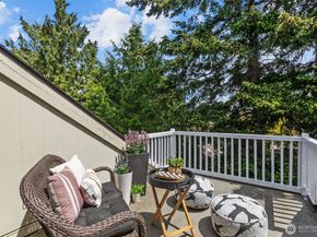 24440 13th Avenue S, Des Moines WA 98198
