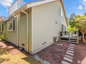24440 13th Avenue S, Des Moines WA 98198