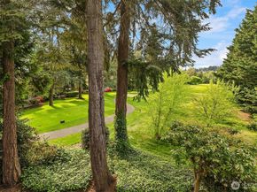 17001 Inglewood Road NE M211, Kenmore WA 98028