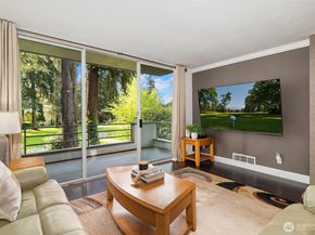 17001 Inglewood Road NE M211, Kenmore WA 98028