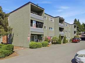 236 S 152nd Street 303, Burien WA 98148
