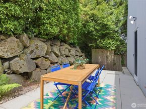 10215 Waters Avenue S, Seattle WA 98178