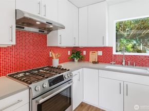10215 Waters Avenue S, Seattle WA 98178