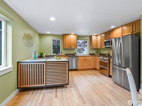1533 NW 51st Street, Seattle WA 98107