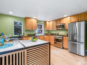 1533 NW 51st Street, Seattle WA 98107