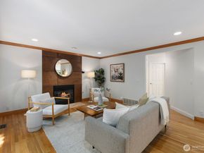 9925 SE 5th Street, Bellevue WA 98004