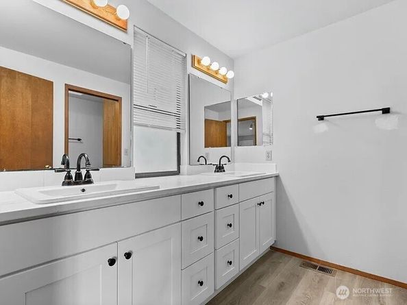 5008 NE 2nd Street, Renton WA 98059