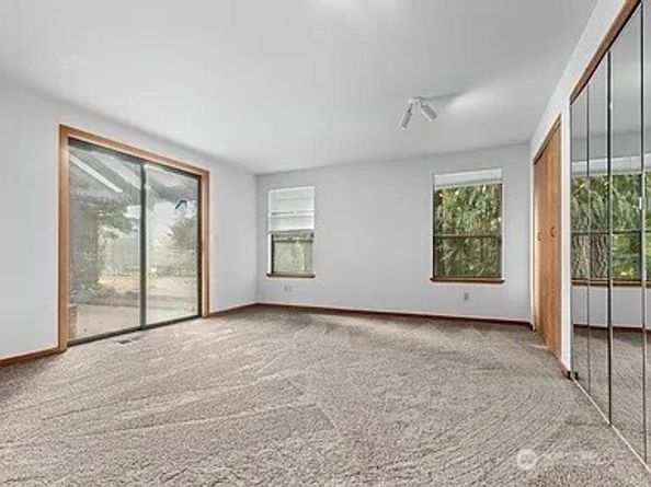 5008 NE 2nd Street, Renton WA 98059