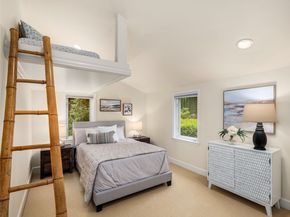 2038 9th Street W, Kirkland WA 98033