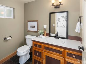 2038 9th Street W, Kirkland WA 98033
