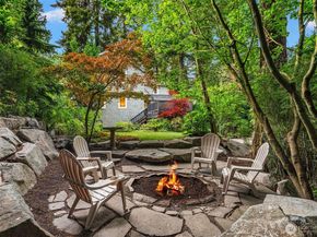 2038 9th Street W, Kirkland WA 98033