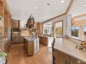 4205 SW Point Robinson Road, Vashon WA 98070