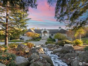 4205 SW Point Robinson Road, Vashon WA 98070