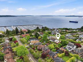 1560 28th Avenue W, Seattle WA 98199