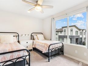 513 238th Street SE Unit A, Bothell WA 98021