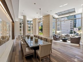 10610 NE 9th Place 2307, Bellevue WA 98004