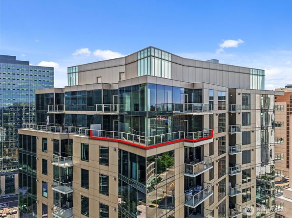 10610 NE 9th Place 2307, Bellevue WA 98004