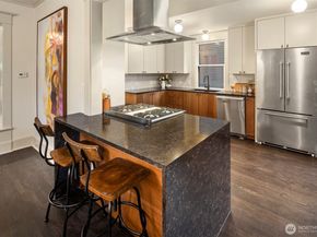 602 18th Avenue E, Seattle WA 98112