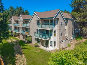 15335 Sunwood Boulevard C301, Tukwila WA 98188
