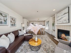 15335 Sunwood Boulevard C301, Tukwila WA 98188