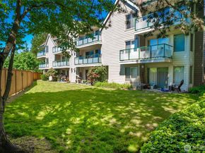 15335 Sunwood Boulevard C301, Tukwila WA 98188