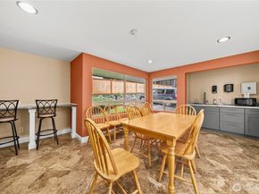 15335 Sunwood Boulevard C301, Tukwila WA 98188