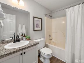 15335 Sunwood Boulevard C301, Tukwila WA 98188