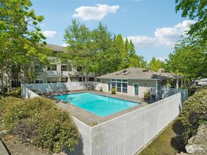 801 Rainier Avenue N B309, Renton WA 98057