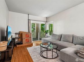 801 Rainier Avenue N B309, Renton WA 98057