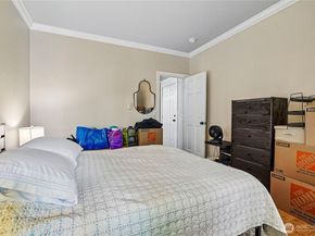 801 Rainier Avenue N B309, Renton WA 98057
