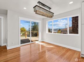 7915 S Lakeridge Drive, Seattle WA 98178