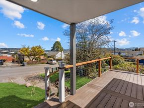 7915 S Lakeridge Drive, Seattle WA 98178