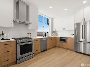 955 N 35th Street, Seattle WA 98103
