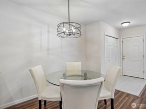 3723 NE 6th Street, Renton WA 98056