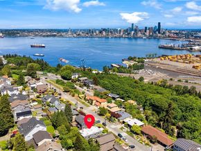 2727 36th Avenue SW, Seattle WA 98126