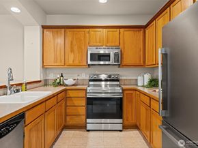 10939 SE 187th Lane, Renton WA 98055