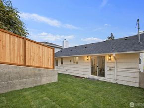 5810 57th Avenue NE, Seattle WA 98105